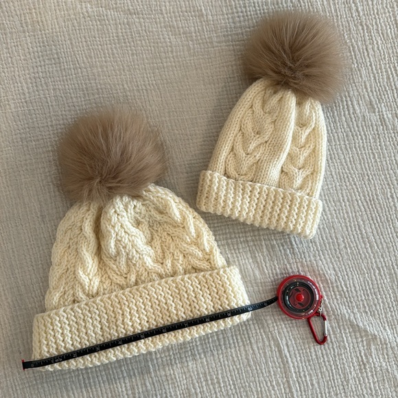 Hand-knit Mama + Me Hat Set - Picture 5 of 5